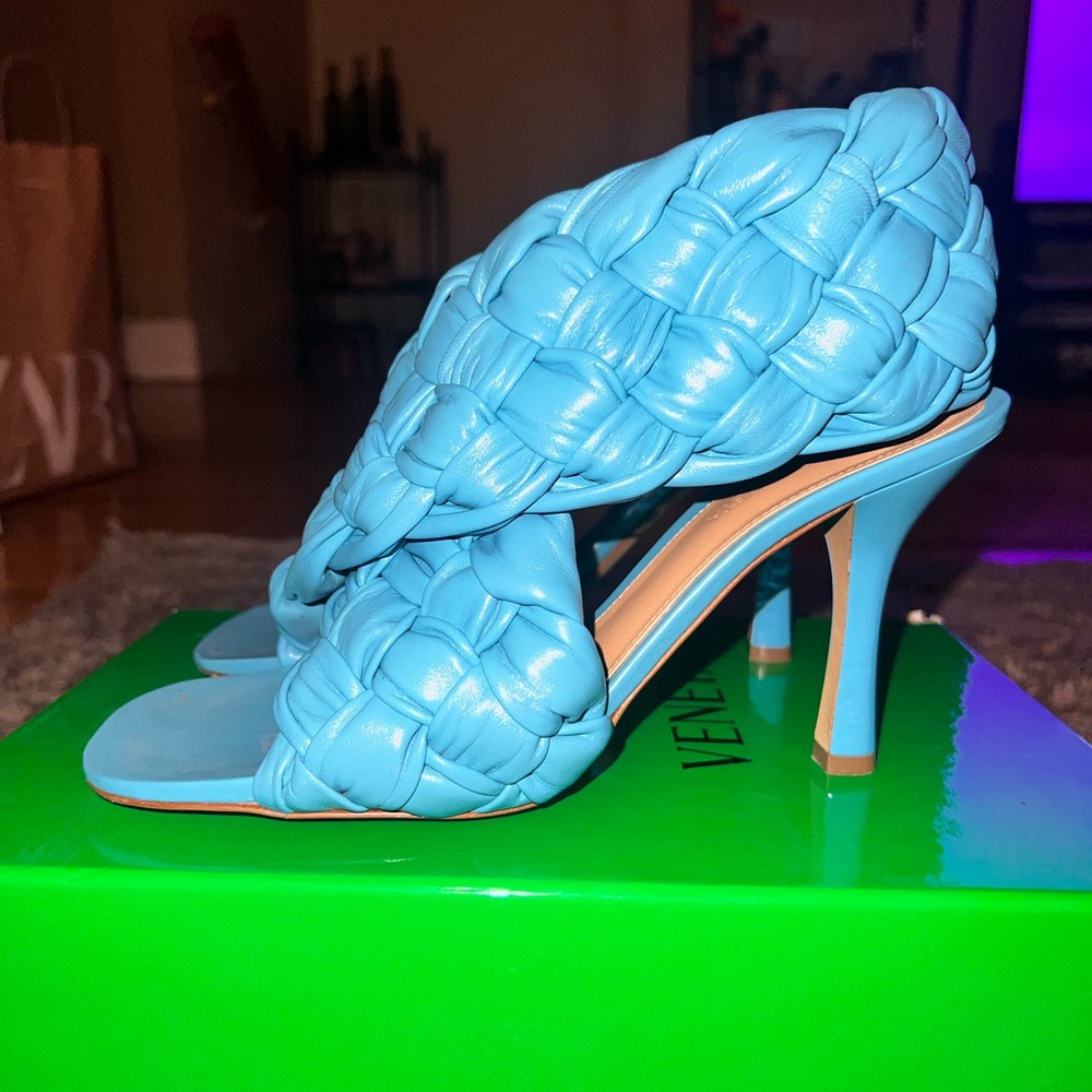 Authentic Bottega Veneta Board Sandals